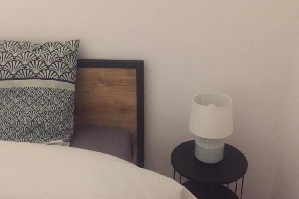 Appartement Duplex Pour 3-4 Personnes A Ciney Eksteriør billede