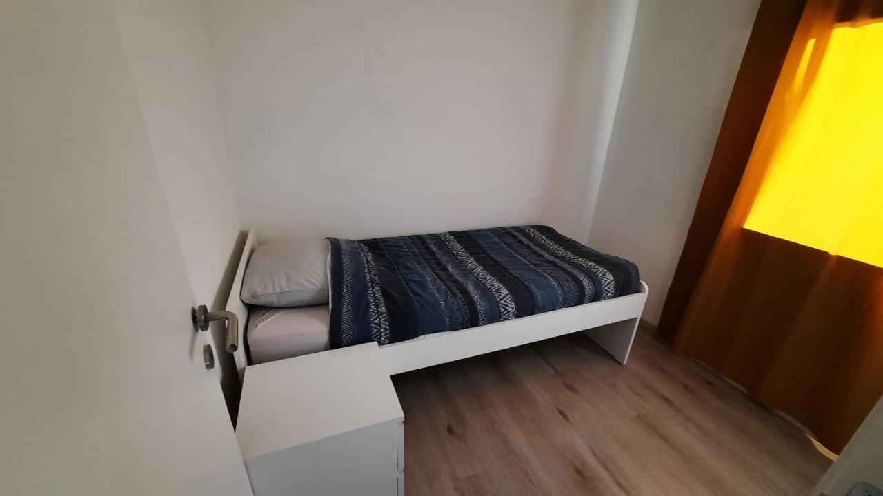 Appartement Duplex Pour 3-4 Personnes A Ciney Eksteriør billede